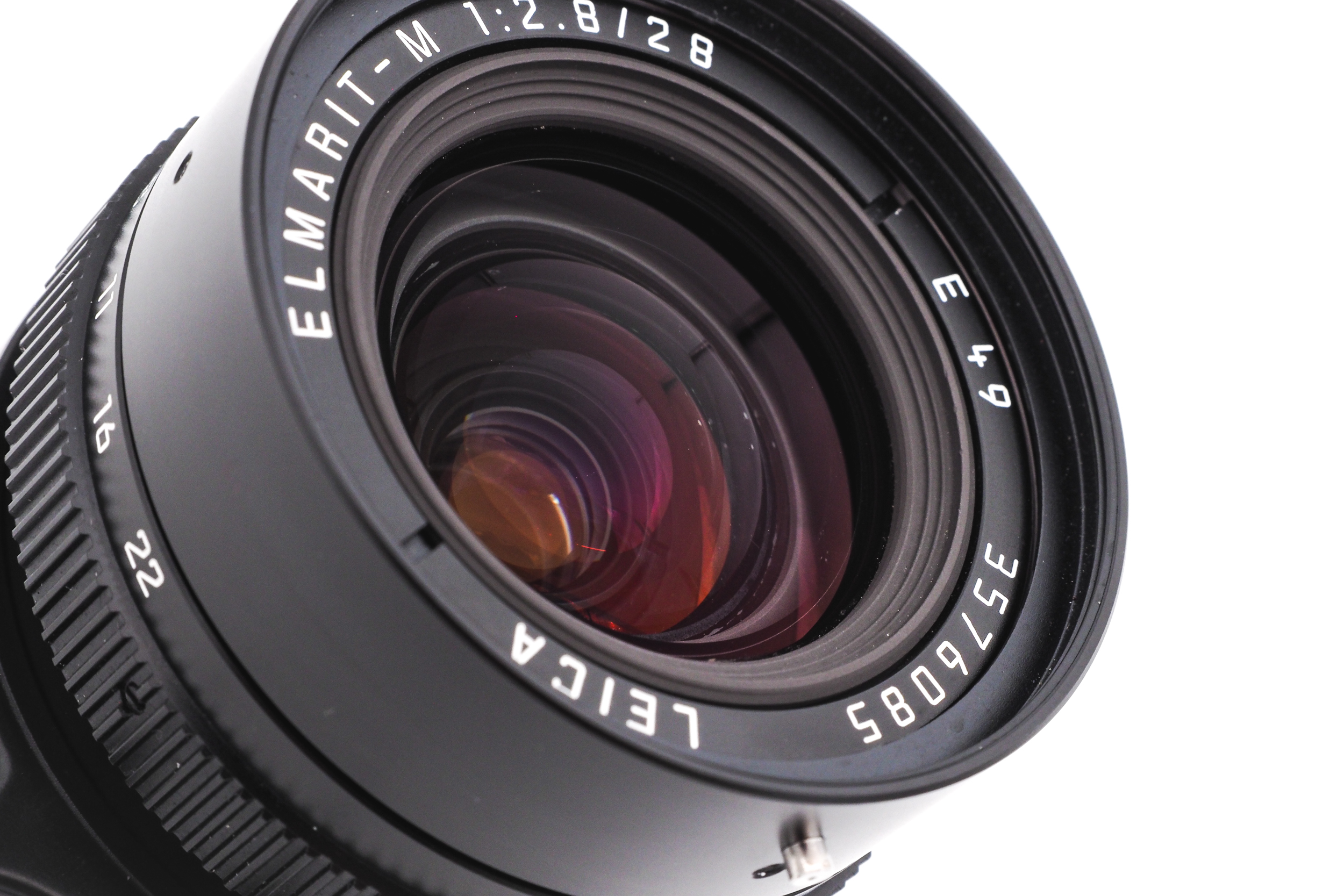 Leica 28mm f/2.8 Elmarit-M V III 1991