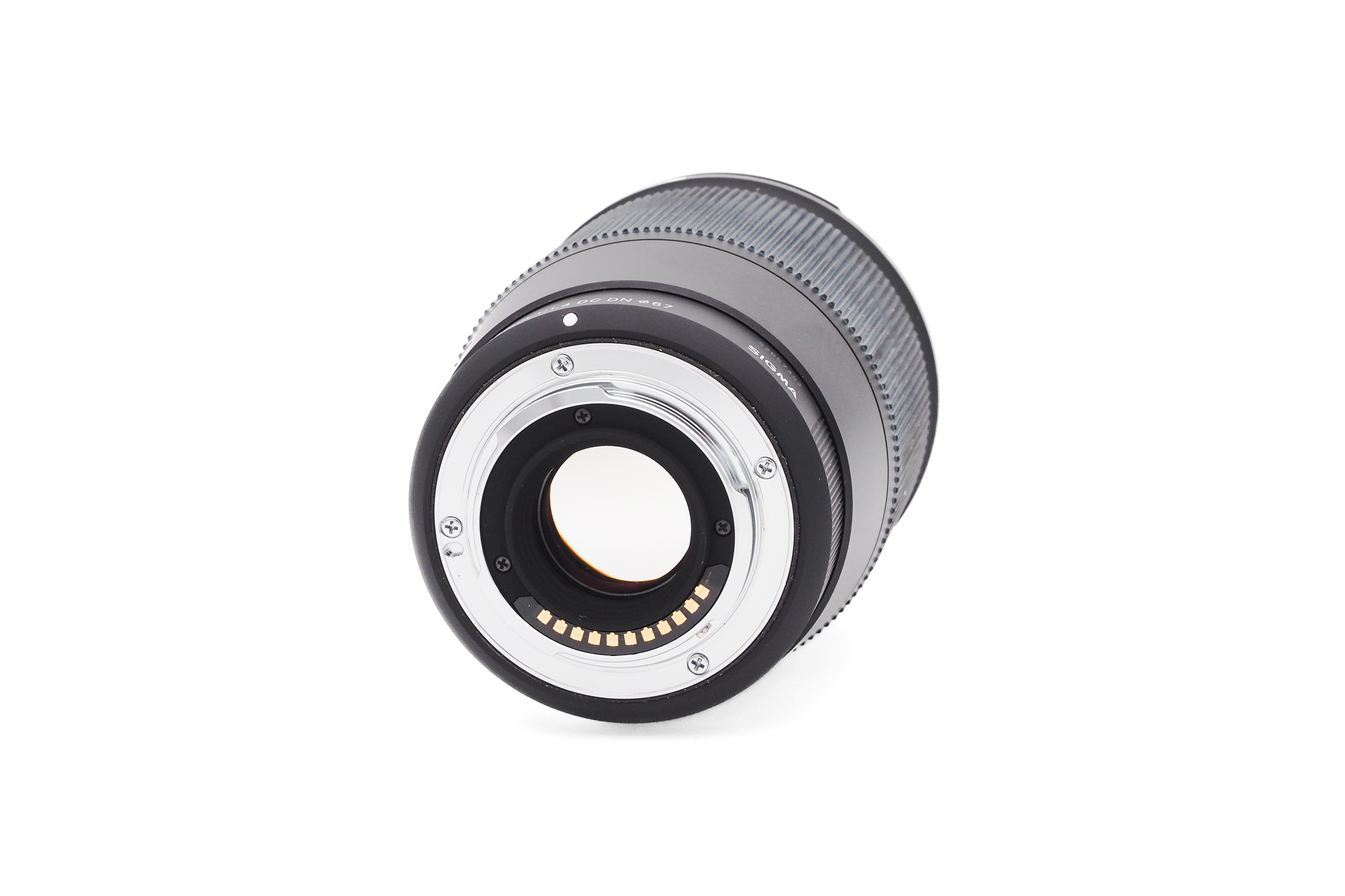 Sigma 16mm f/1.4 DC DN Contemporary