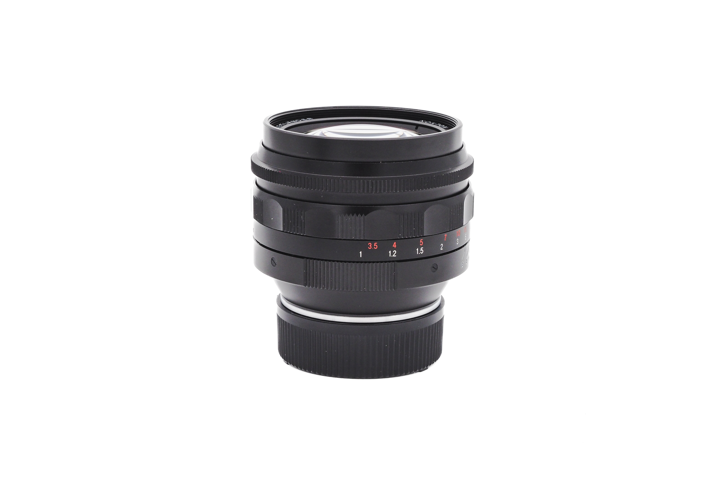 Voigtländer 50mm f/1.1 Nokton VM