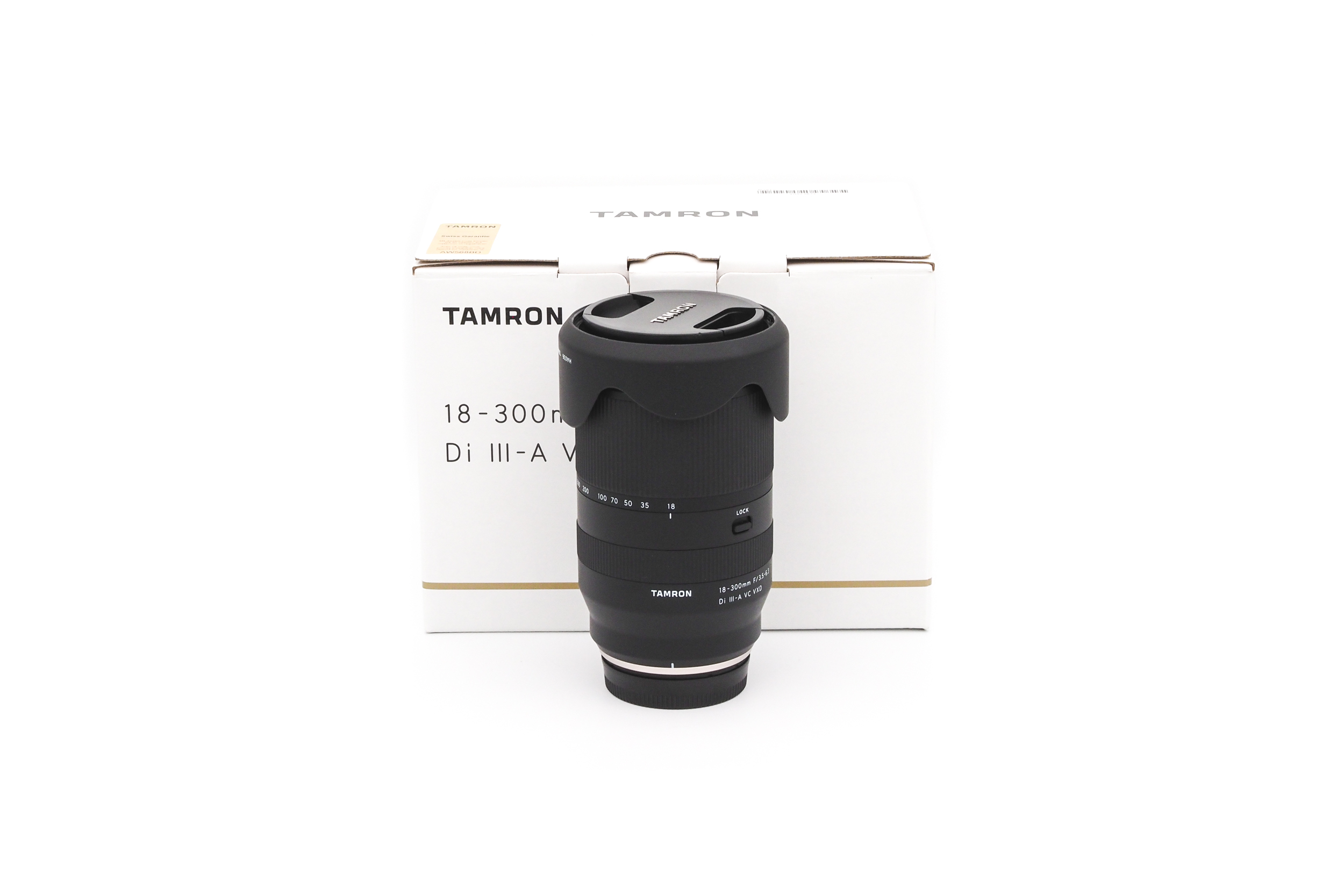 Tamron 18-300mm f/3.5-6.3 Di III-A VC VXD