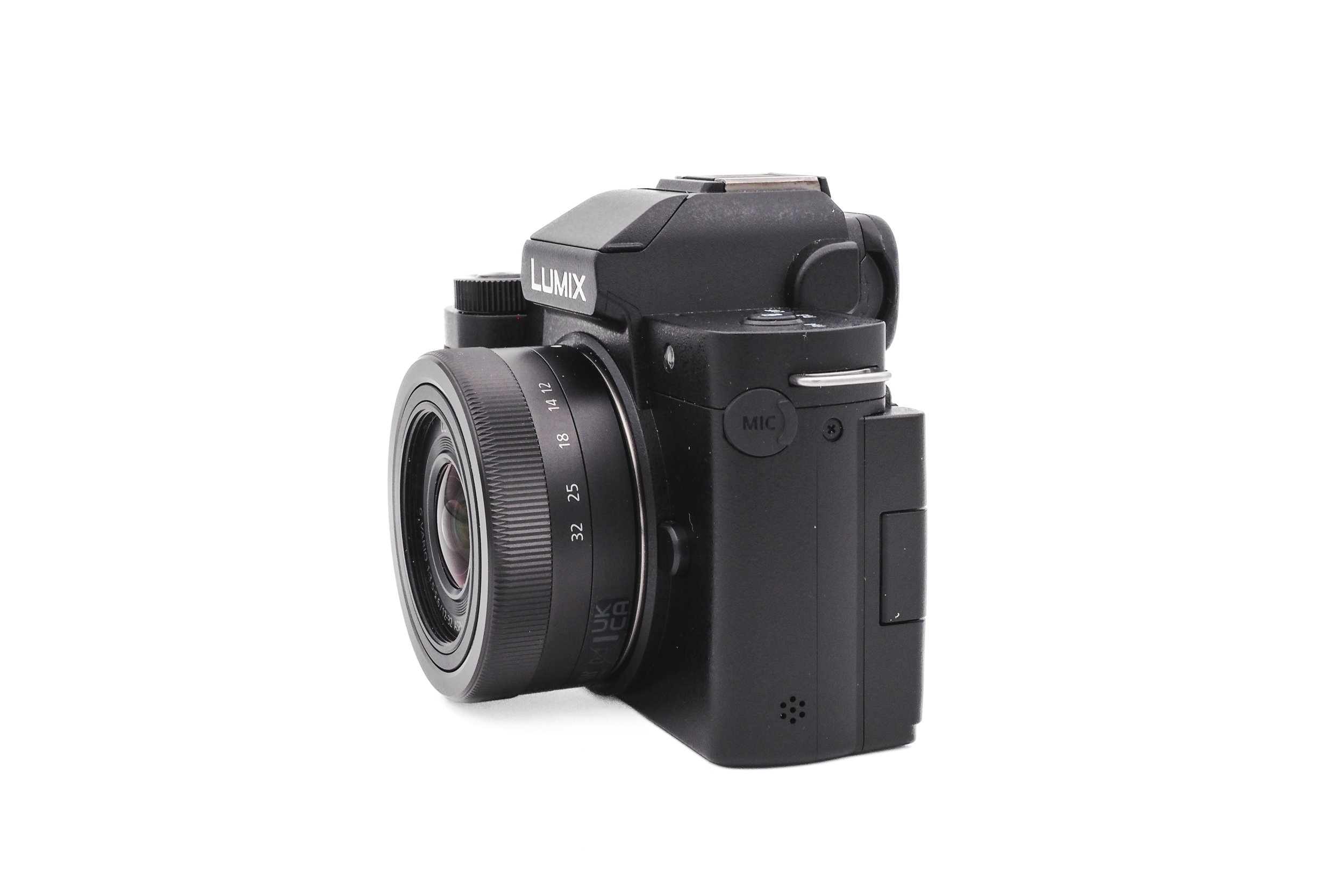 Panasonic Lumix G 100D + 12-35mm f/3.5-5.6 ASPH. + G Vario 45-150mm f/4-5.6 Panasonic Lumix G 100D + 12-35mm f/3.5-5.6 ASPH. + G Vario 45-150mm f/4-5.6