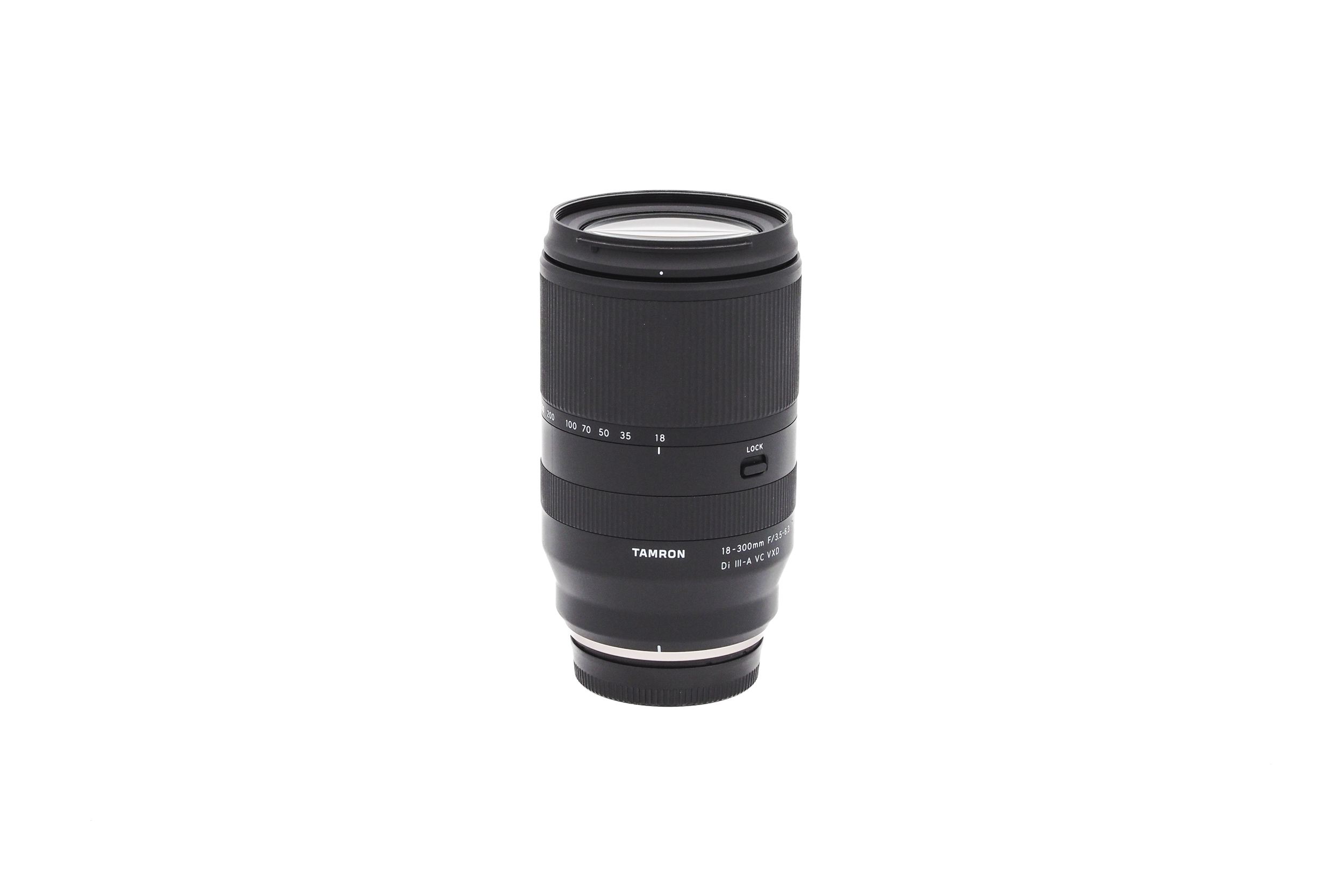 Tamron 18-300mm f/3.5-6.3 Di III-A VC VXD