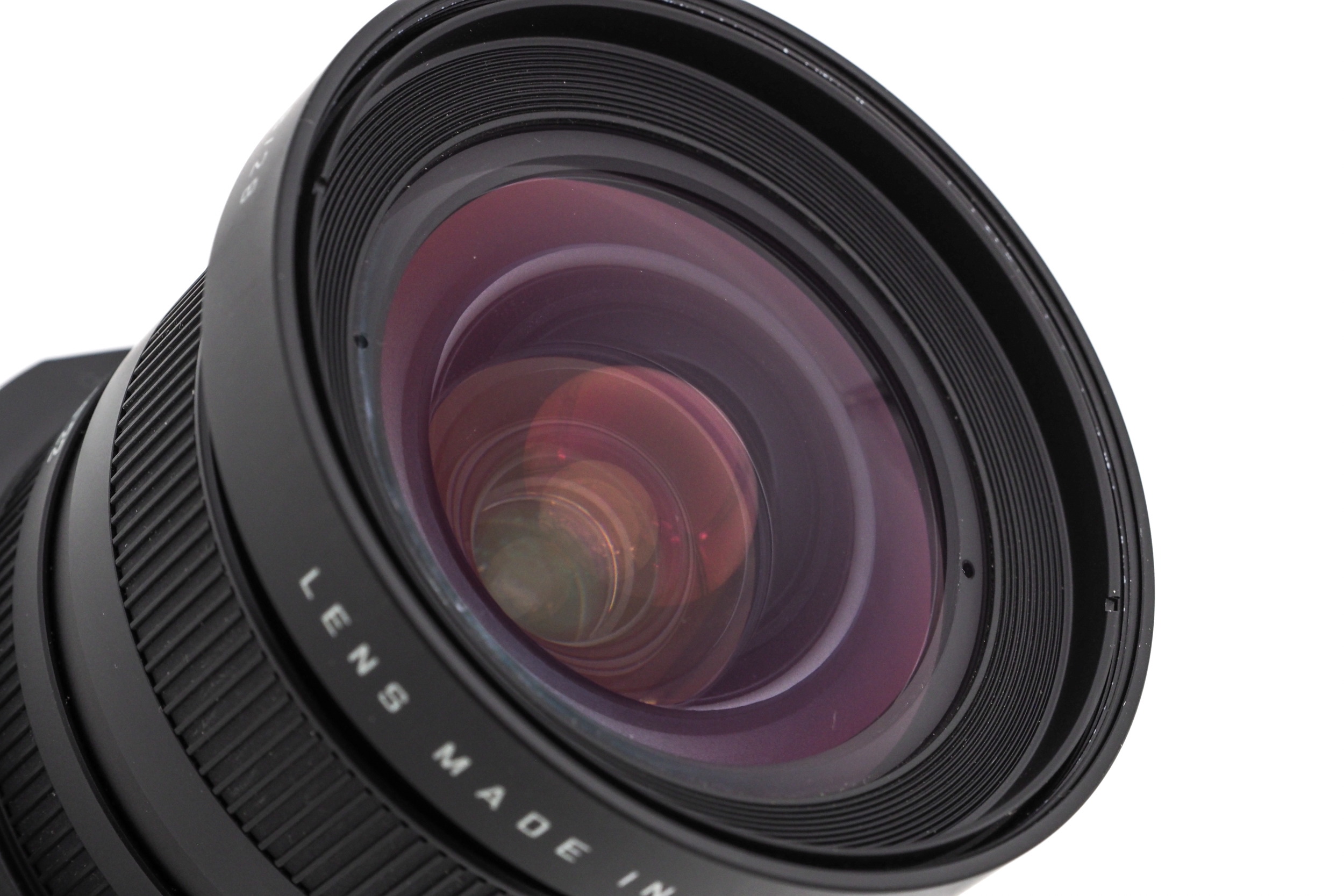 Leica 28mm f/2.8 PC-Super-Angulon-R 1996 Leica 28mm f/2.8 PC-Super-Angulon-R 1996