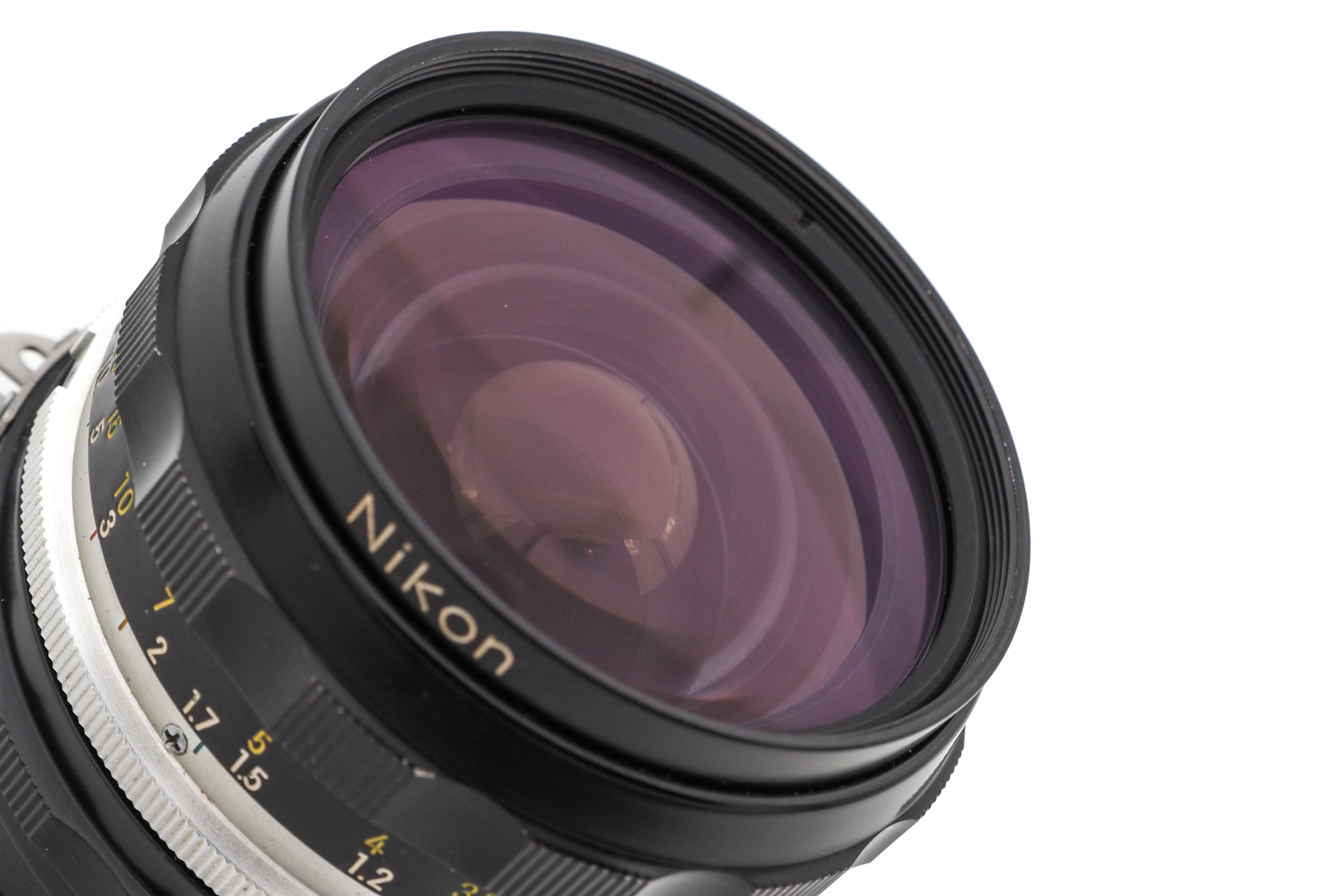 Nikon 28mm f/3.5 NIKKOR-H.C Auto AI