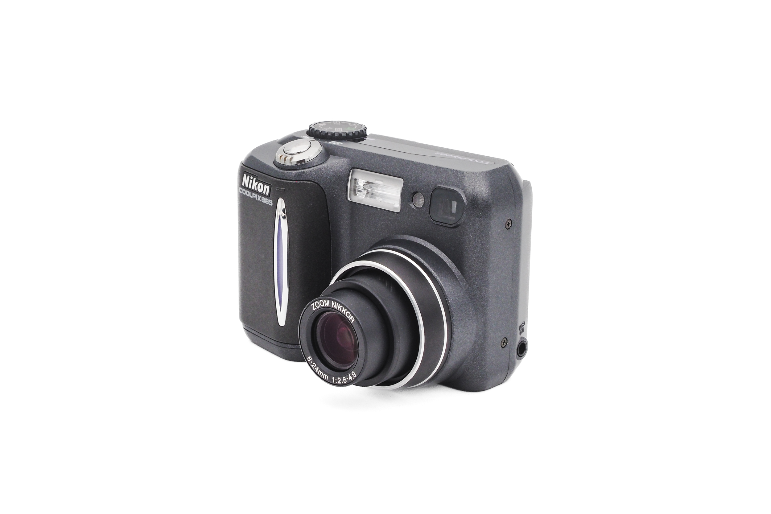 Nikon Coolpix 885 2002
