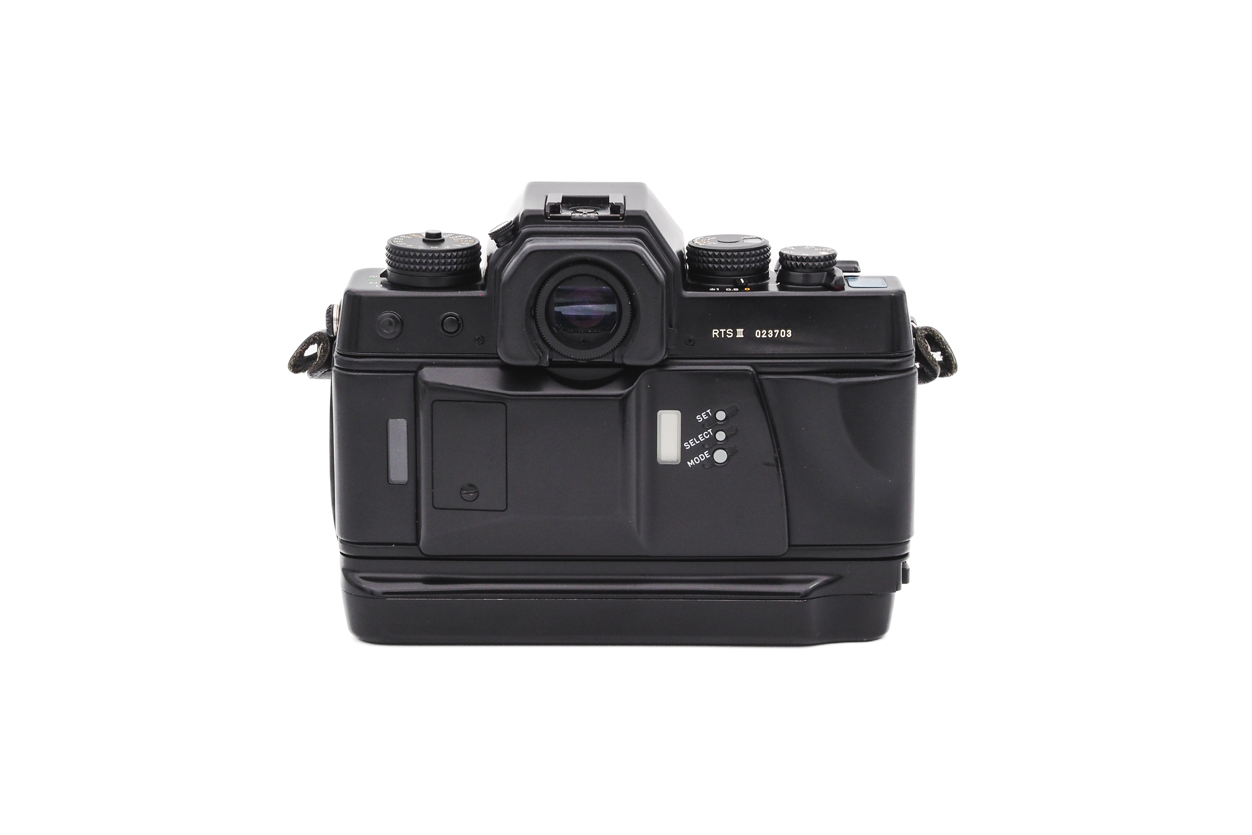 Conatx RTS III + 50mm f/1.4 Planar T* Conatx RTS III + 50mm f/1.4 Planar T*
