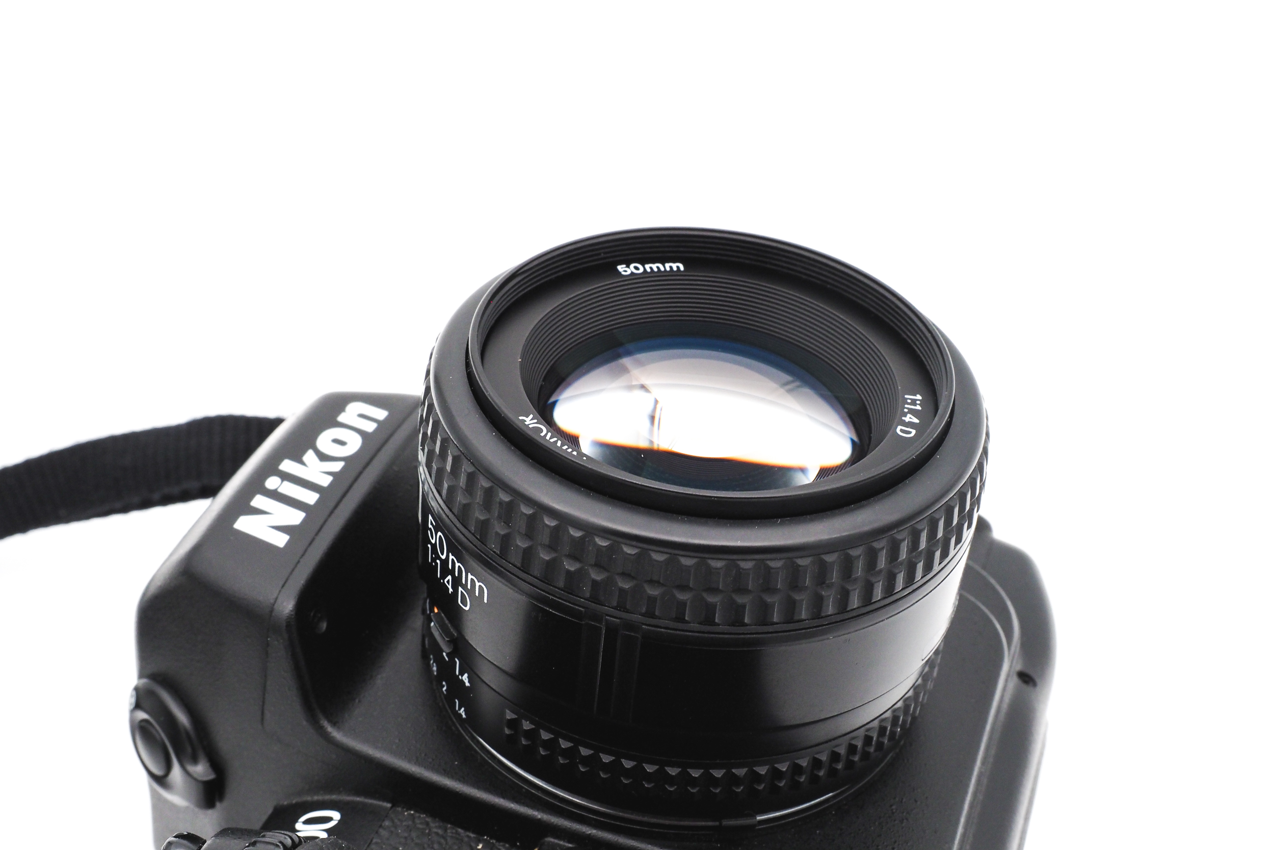 Nikon F100 + 50mm f/1.4 D AF Nikkor