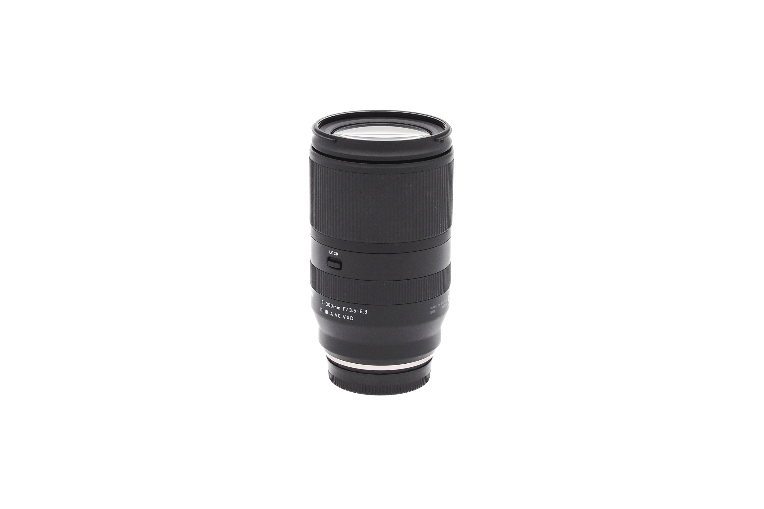 Tamron 18-300mm f/3.5-6.3 Di III-A VC VXD