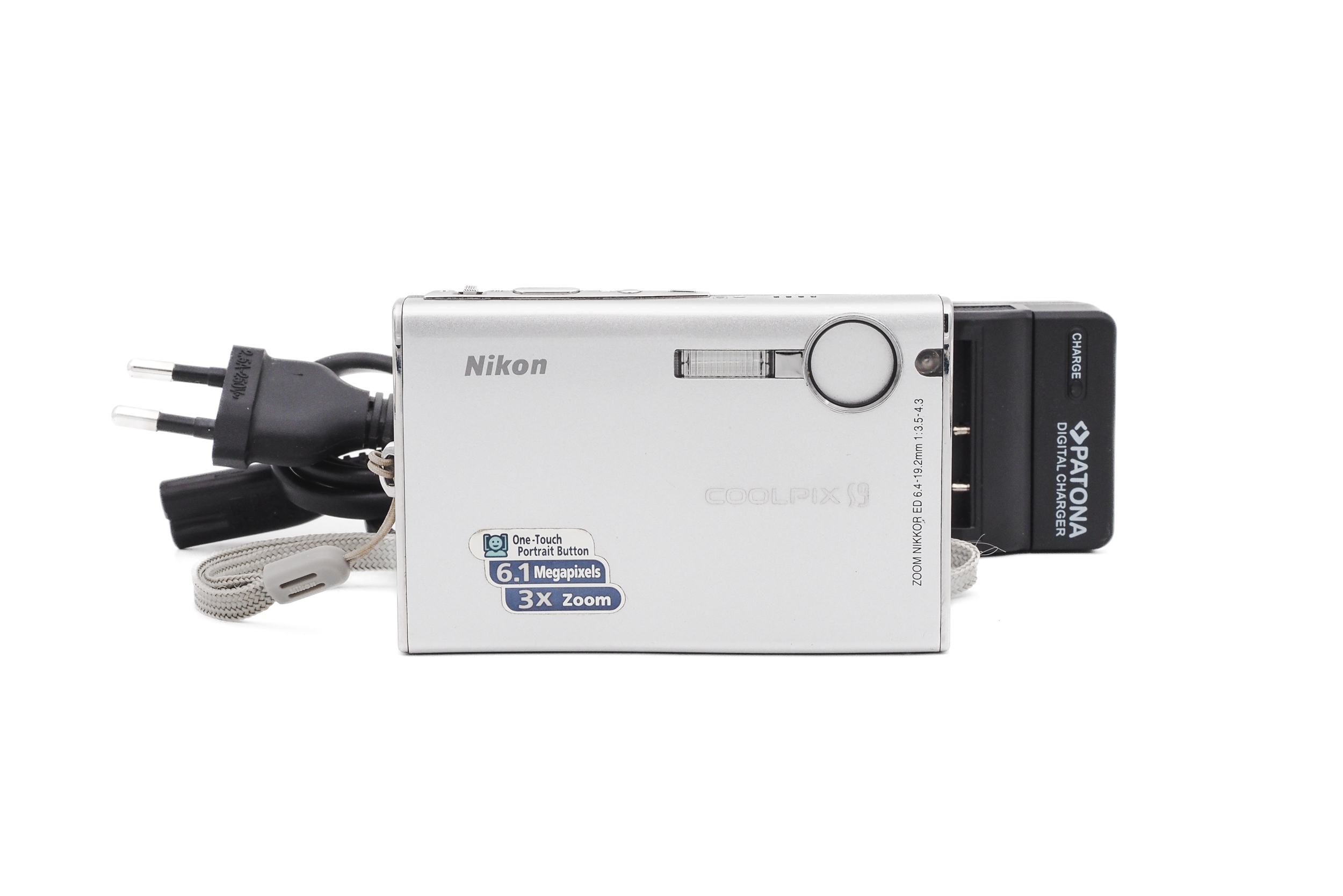 Nikon Coolpix S9 2006