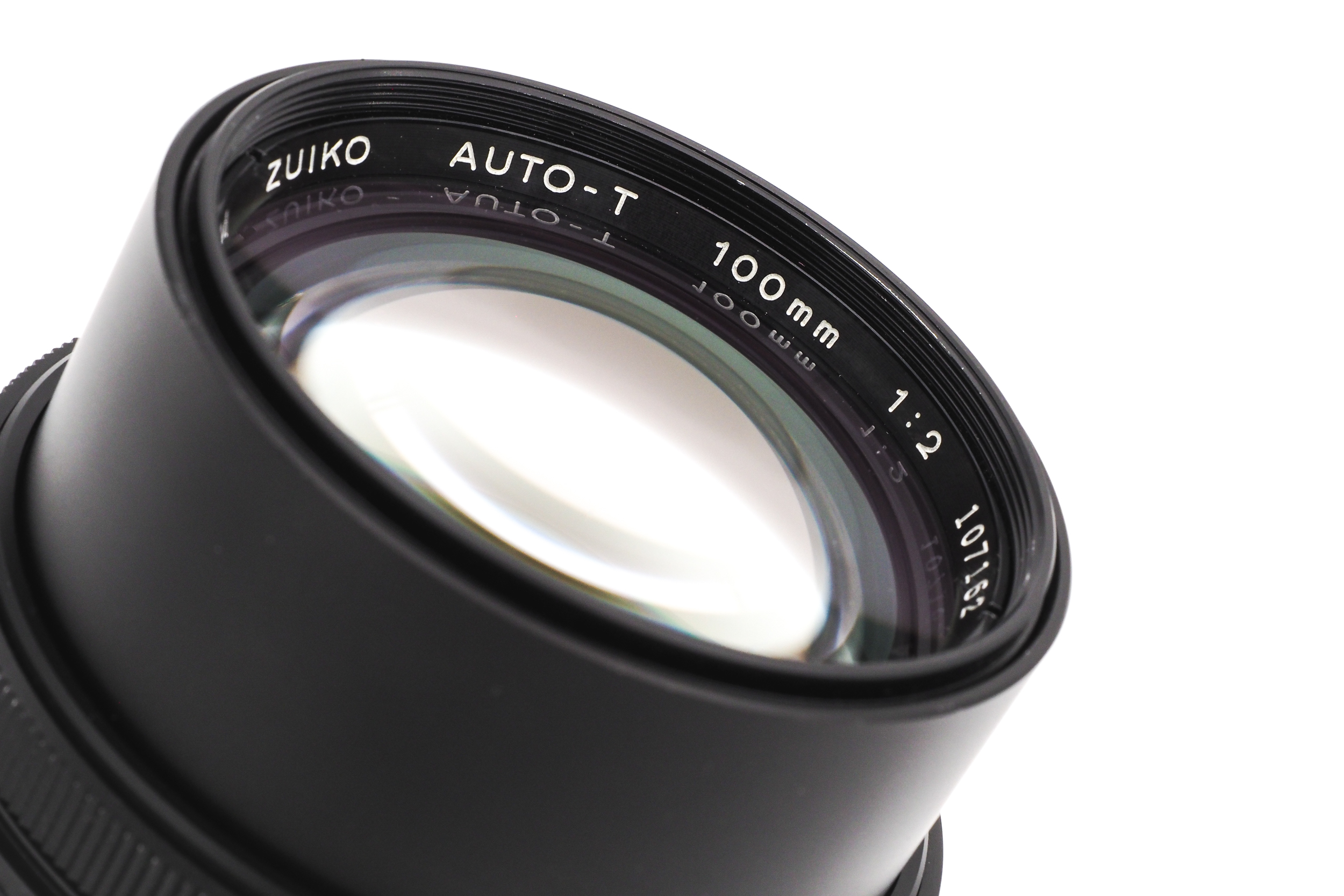 Olympus 100mm f/2 Auto-T