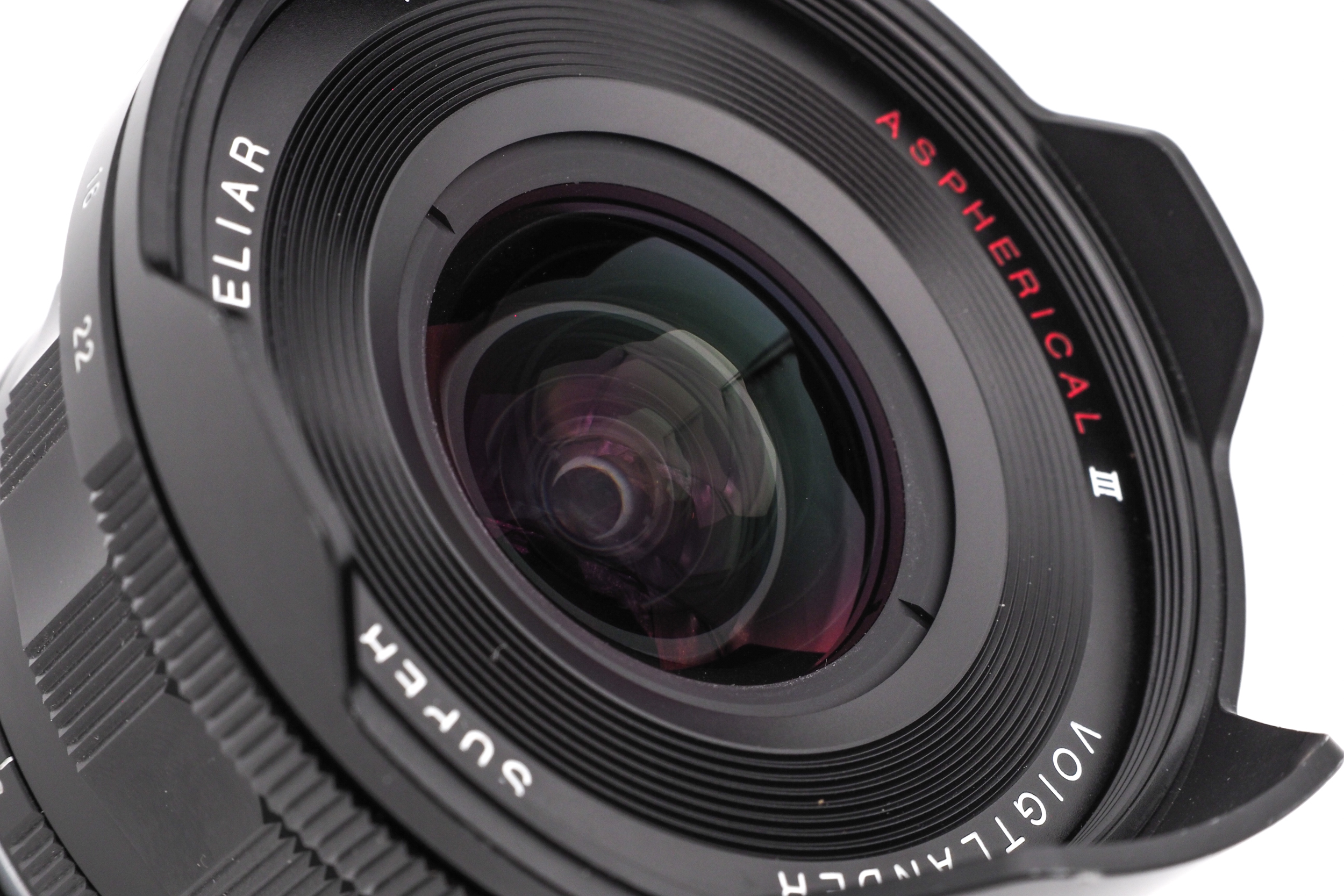 Voigtländer 15mm f/4.5 Super Wide Heliar Aspherical III