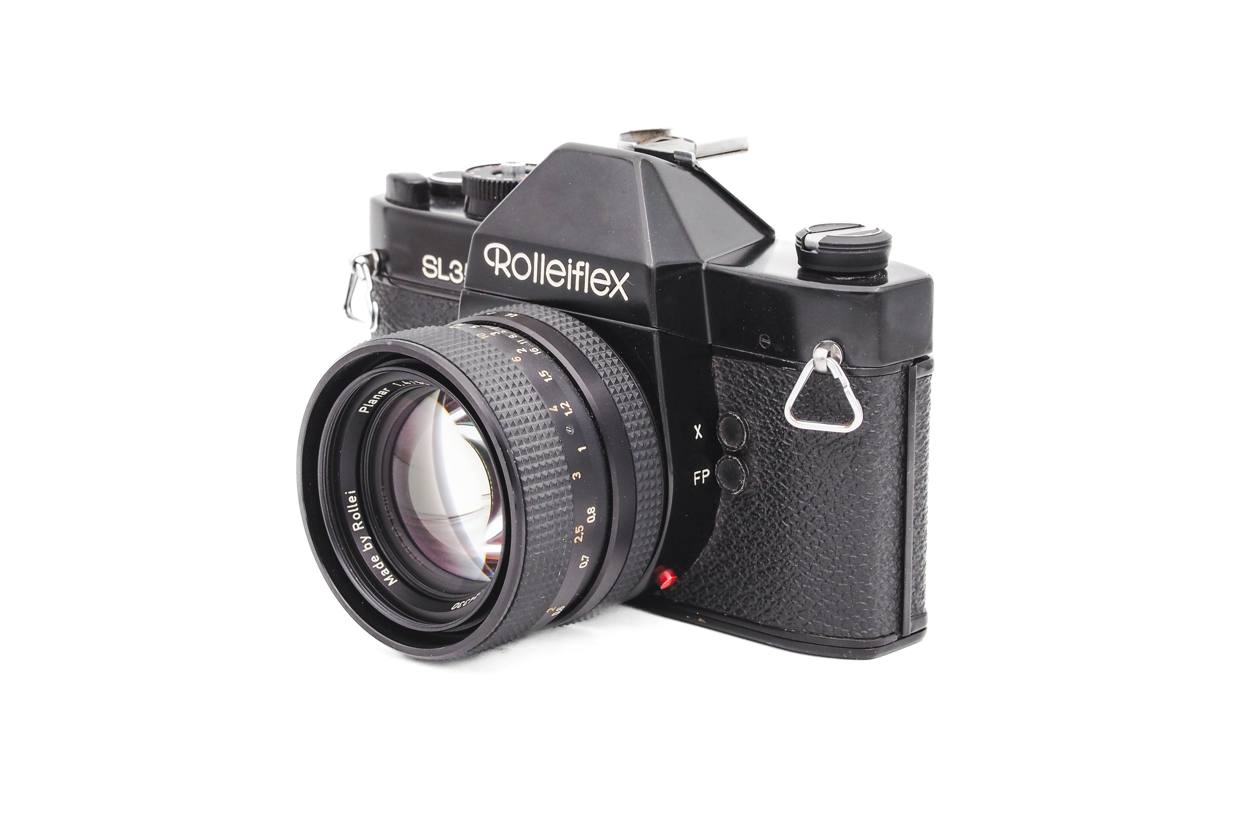 Rolleiflex SL35 + 50mm f/1.4 Rolleiflex SL35 + 50mm f/1.4