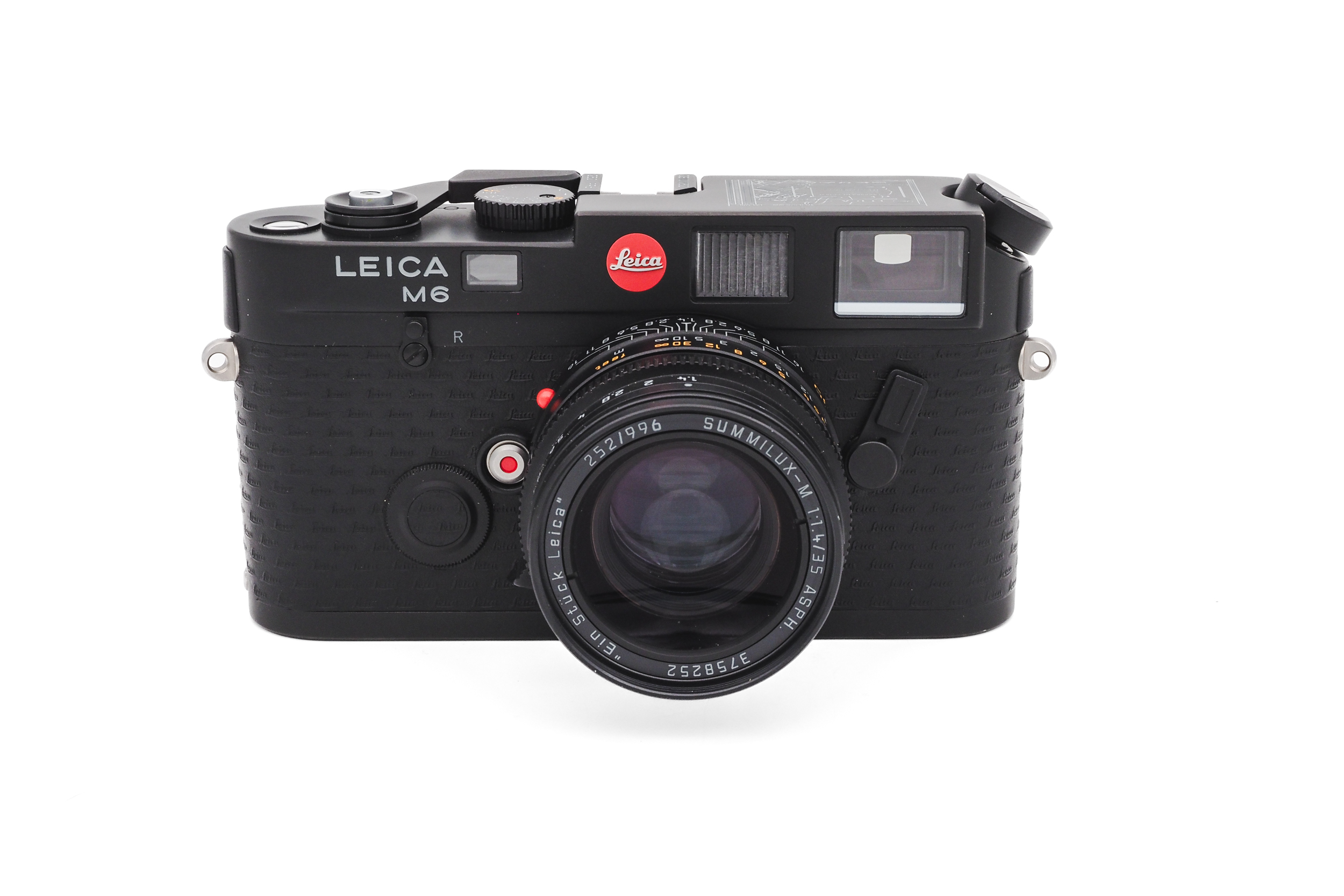 Leica M6 "Ein Stück Leica" + Summilux-M 35mm f/1.4 Leica M6 "Ein Stück Leica" + Summilux-M 35mm f/1.4