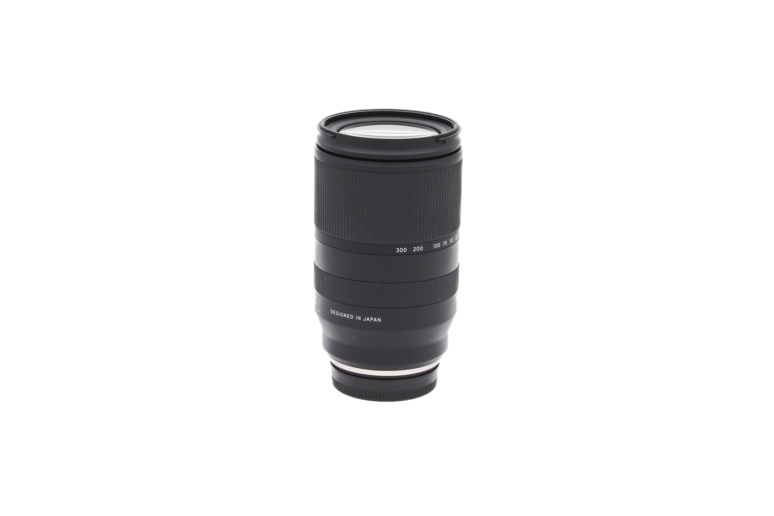 Tamron 18-300mm f/3.5-6.3 Di III-A VC VXD