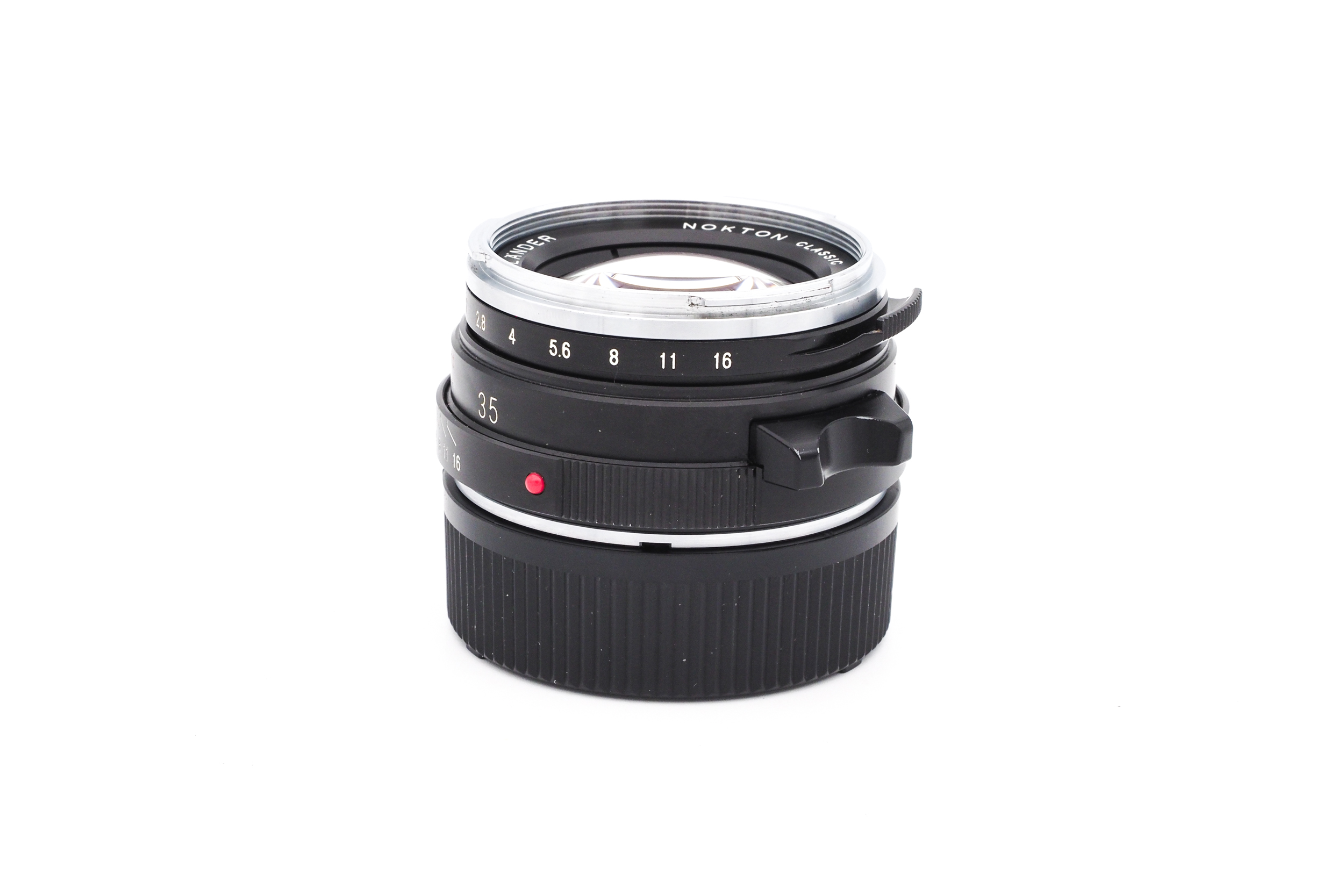 Voigtländer 35mm f/1.4 Nokton Classic VM M.C. V.1